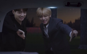 Ada Kejanggalan di Iklan Mobil yang Dibintangi V dan Jungkook BTS Ini 