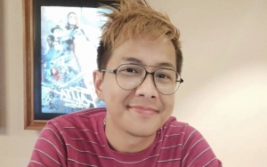Resmi Sandang Status Jomblo Lagi, Delon Thamrin Girang Bakal Terima Angpau Imlek 