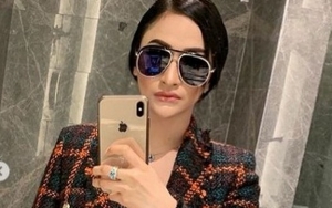 Amel Alvi Malu Tampil Seksi Usai Pulang Umrah