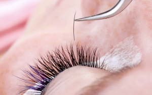 Eyelash Extension Bikin Susah MenempelkanBulu Mata Palsu