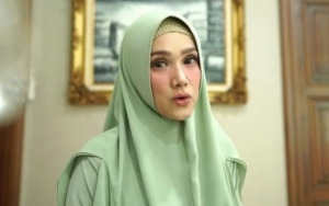 Mulan Jameela 'Disemprot' Keluarga Korban Tabrakan Mobil Dul Saat Nangis Ingat Dhani