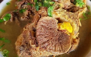 Soto Madura Wawan, Kuliner Berkuah yang Buka 24 Jam