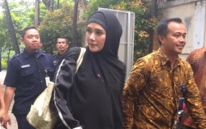 Deretan Potret Tegar Mulan Jameela Kunjungi Komnas HAM Terkait Pemindahan   Penahanan Ahmad Dhani