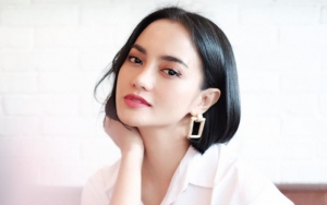 Ririn Ekawati Curhat Sakit Leher Gara-gara Bantal, Foto Selfie Justru Bikin 'Pertikaian'