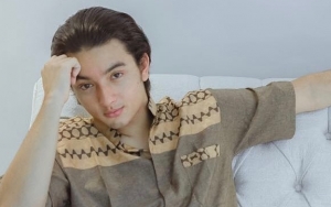 Bryan Domani Kakak Megan Domani Malah Dipuji Seksi saat Kenakan Baju Perempuan, Seperti Apa?