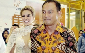  Nikita Mirzani Sibuk Ngoceh Pamer Harta, Dipo Latief Asyik Berenang Kepergok Bareng Pacar Baru?