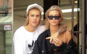 Hailey Baldwin Ternyata Gunakan Foto Jadul Justin Bieber sebagai Wallpaper Ponsel