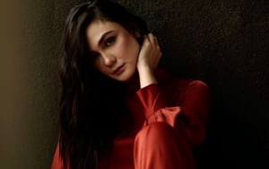 Luna Maya Pertimbangkan Ide Ganti Gaya Rambut untuk Buang Sial Malah Ditanggapi Sinis