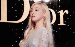 Tiffany Seksi Umbar Dada Tanpa Bra di Postingan Terbaru