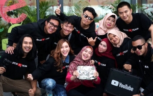 Sempat Drop Karena Haters, Ria Ricis 'Sombong' Dapat Diamond Award Akui Tak Takut Tersaingi Artis