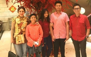 Digosipkan Pacari Ayu Ting Ting, Intip 8 Potret Harmonis Rumah Tangga Eko Patrio
