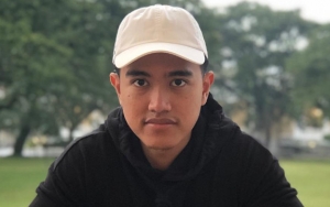 Wajah Tegang Kaesang Saat Temani Jokowi Jenguk Ani Yudhoyono di Singapura Jadi Sorotan