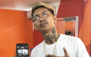 Young Lex Disindir 'Cari Penyakit' Saat Pamer Dipijat Sang Kekasih Baru