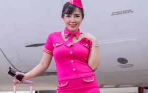 Bella Shofie Gelar Arisan Dengan Dress Code Pramugari, Dibully Alay Hingga Mirip Karnaval