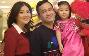  Tiru 'Kecentilan' Sarwendah, Thalia Putri Ruben Onsu Malah Bikin Syok Oles Lipstik Semuka