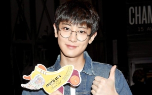 Chanyeol Unggah Foto Menara Eiffel, Fans Trauma Hubungan Kai - Jennie