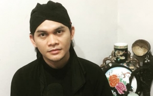 Mbah Mijan Ramal Kondom Bersegel di Kasus Andi Arief, Yakin Artis Terlibat Tapi Bukan CJ