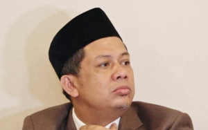 Tanggapi Jokowi Berdesakan Naik KRL, Fahri Hamzah: Kan Musim Kampanye
