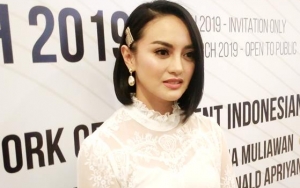 Ucap Selamat Menikah, Ririn Ekawati Bela Syahrini Soal Isu Pelakor Rebut Bekas Luna Maya?