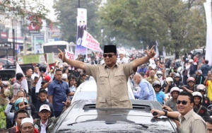 Klarifikasi Pria yang Dimarahi Prabowo Dalam Video Viral: Seorang Polisi dan Sampaikan Maaf