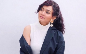 Rina Nose Ngaku Sulit Komunikasi Dengan Tunangan Bule, Alasan Terima Lamaran Mengejutkan