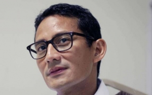 Sandiaga Uno Dapat Sumbangan dari Emak-Emak yang Terpesona Oleh Kegantengannya