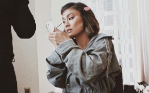 Sandal Agnes Monica Awet Hingga 10 Tahun, Harganya Bikin Netter Syok