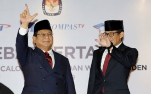Prabowo Puji Sandiaga: Ganteng, Mapan, Pintar Cari Sumbangan