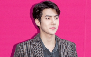Sehun Ganteng di Seoul Fashion Week, Bisik-Bisik Misterius dengan Kang Mina Gu9udan Jadi Sorotan 
