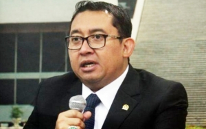 Fadli Zon Sebut Prabowo yang Peluk Nenek Sebagai Reaksi Spontan dan Bukan Rekayasa