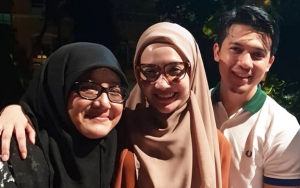 Tanggapan Zaskia Sungkar Saat Sang Ibu Beri Pesan ke Irwansyah Sambil Berlinang Air Mata