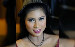 Tata Liem 'Ejek Babi', Barbie Nouva Pegang Gelas Bir Curhat Panjang Soal Haters