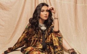 Penampilan Ayu Ting Ting Berangkat Umrah Disorot, Begini Komentar Rekan Pendangdut Lainnya