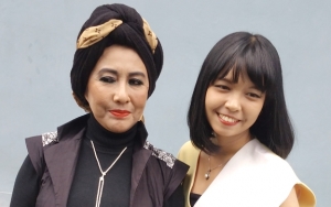 Dimaki Tua Bangka Bau Tanah, Begini Doa Tessa Mariska Untuk Bayi Di Kandungan Nikita Mirzani