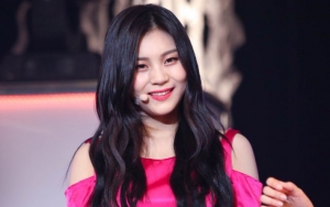 Umji G-Friend Nyaris Tak Dikenali Saking Cantiknya di Event Terbaru