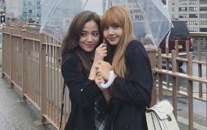 Lisa dan Jisoo Black Pink Jadi Sorotan Usai Kedapatan Pakai Jam Tangan Kembaran Super Mewah 