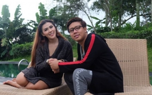 Anak-Anak Rey Utami Jadi Sorotan Di Foto Keluarga, Didoakan Tak Ikuti Jejak Orangtuanya Suka Nyinyir