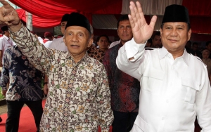 TKN Jokowi Tanggapi Amien Rais Soal DNA Prabowo: Bung Hatta Tak Pernah Pukul Podium