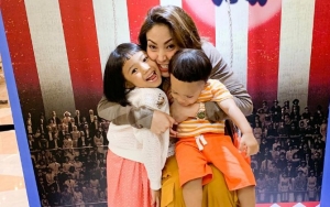 Ayu Dewi Hamil Anak Ketiga, Dua Buah Hatinya Mendadak Berubah Seperti di Telenovela
