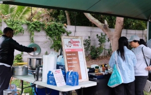 Antusiasme WNI Tinggi, Jajanan Bakso Hingga Pempek Ikut Meriahkan Pemilu di Afrika Selatan