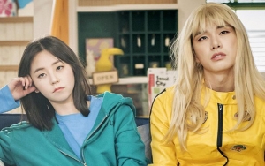 Lee Yi Kyung Dibilang Berjodoh dengan Sohee Usai Posting Foto Gembel di 'Laughter in Waikiki 2'