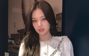Ekspresi Cemberut Jennie Black Pink Saat Dilempar Boneka Ramai Dikomentari Imut