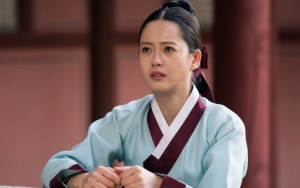 Go Ara Semangat Latihan Dialog 'Haechi' Meski Duduk di Kursi Roda, Fans Berikan Pujian