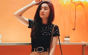  Pose Jari Penuh Arti, Febby Rastanty Banjir Komentar Artis & Netter