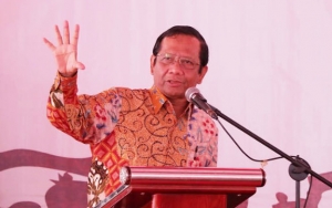 Mahfud MD Soal Tudingan ke KPU: Kalau Mau Praktis Ya Tak Usah Demokrasi Pakai Kerajaan Aja