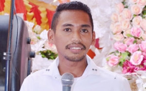 Kisah Inspiratif Tukang Galon di Sultra yang Lolos Jadi Anggota DPRD Meski Diremehkan
