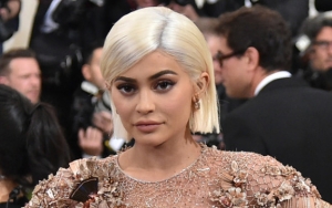 Kylie Jenner Dandan Ala Captain Marvel, Lebih Seksi dari Brie Larson?