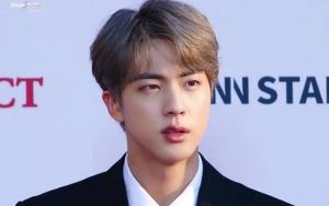 Jin BTS Kepergok Nonton 'Avengers: Endgame' di Bioskop, Sama Siapa?