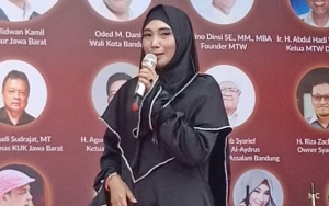 Inka Christie Resmi Menikah di Usia 44 Tahun, Wajah Tak Menua Jadi Sorotan