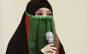  Peggy Melati Sukma Sebut Penyakit Tumornya 'Rezeki Dari Allah'